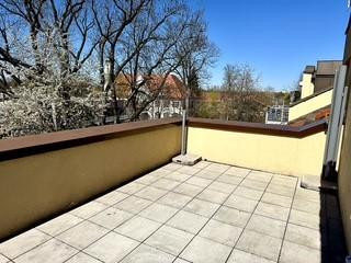 Helle Dachgeschosswohnung mit großer Dachterrasse und Blick ins Grüne – München(Altperlach) – Vorschaubild 9