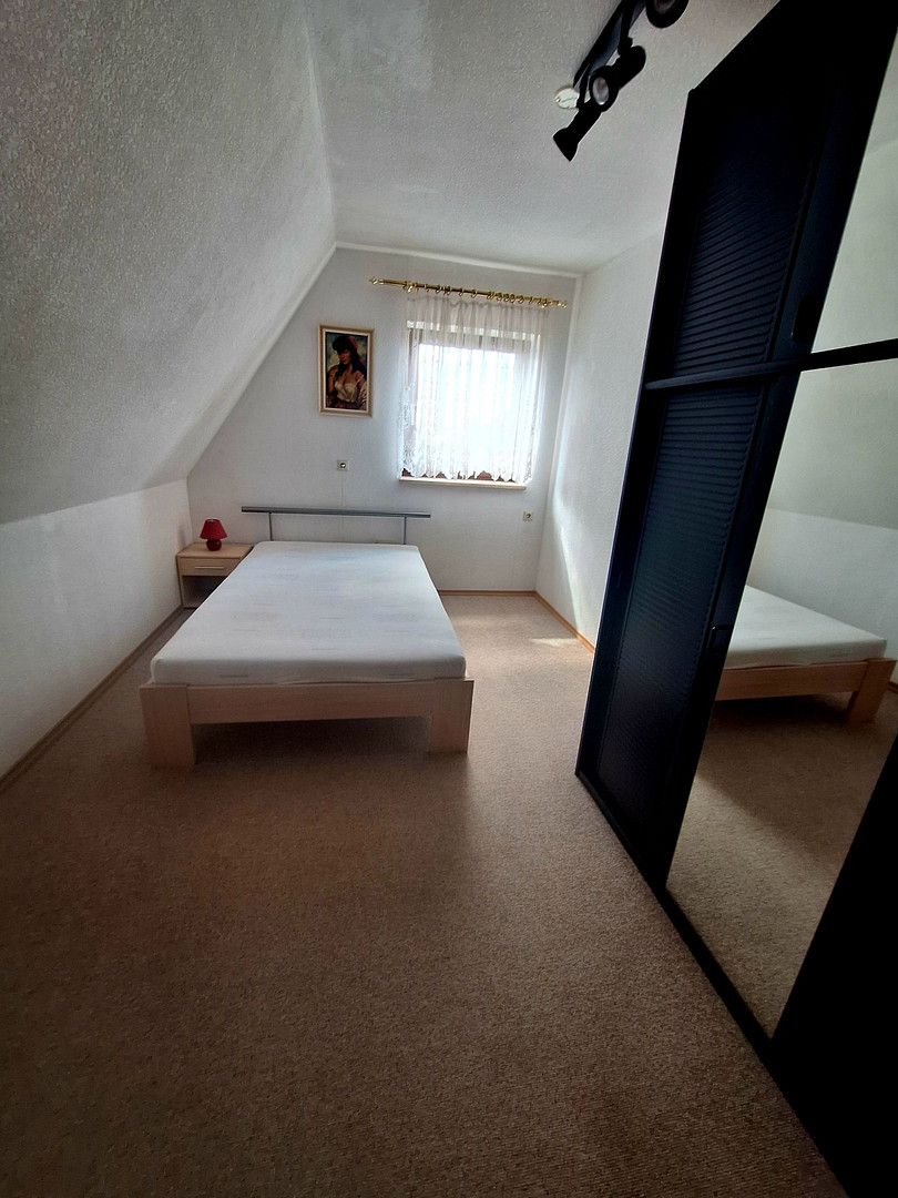Charmantes Eigenheim in Dillingen, Stadtnah, ruhig mit Platz für Hobbys! – Dillingen an der Donau – Vorschaubild 11