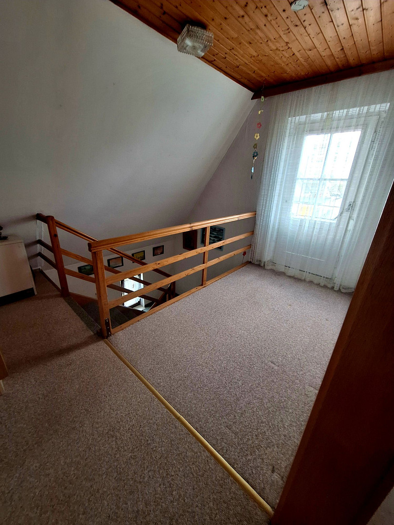 Charmantes Eigenheim in Dillingen, Stadtnah, ruhig mit Platz für Hobbys! – Dillingen an der Donau – Vorschaubild 14