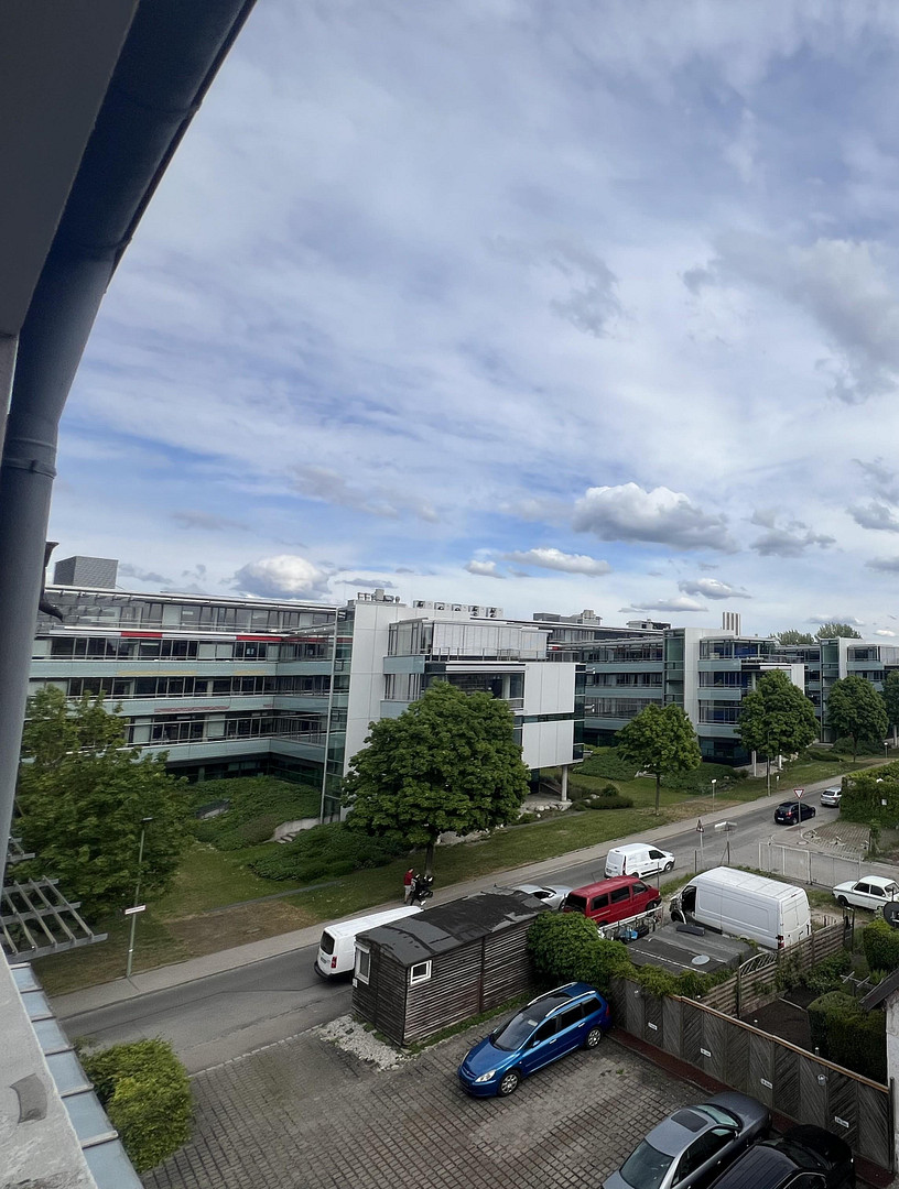 3-Zimmer-Wohnung mit Balkon, KFZ-Stellplatz und Einbauküche in Augsburg-Oberhausen/Bärenwirt – Augsburg(Oberhausen) – Vorschaubild 5