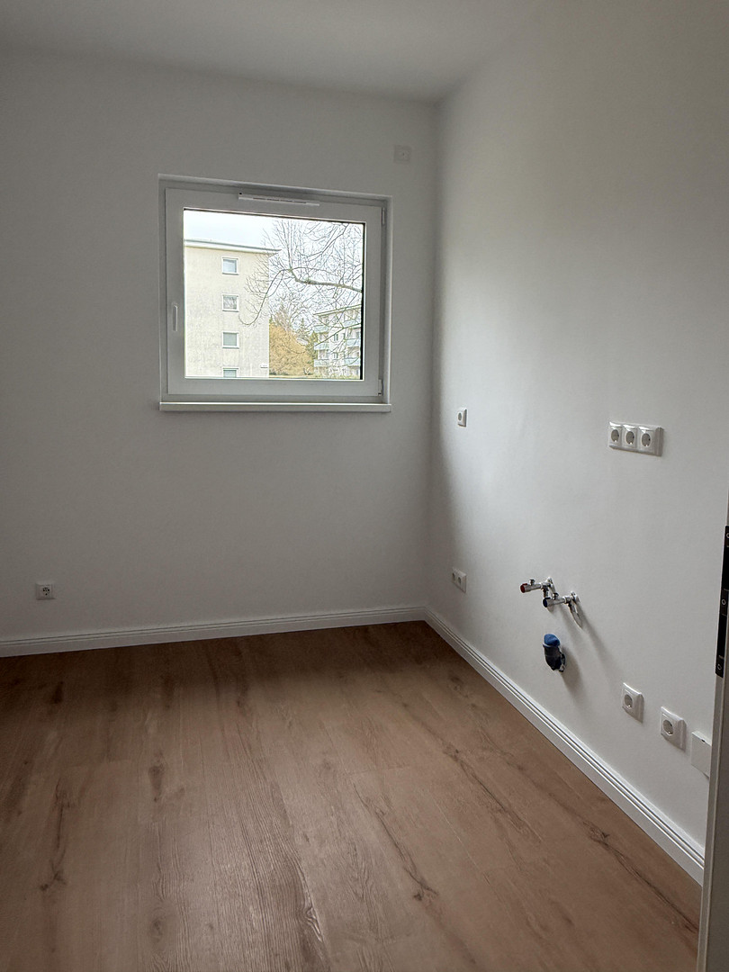 2 Zimmer Wohnung, moderniesiert, separate Küche, Garten, Parkplatz, ohne Provision, frei – Berlin(Wedding) – Vorschaubild 8