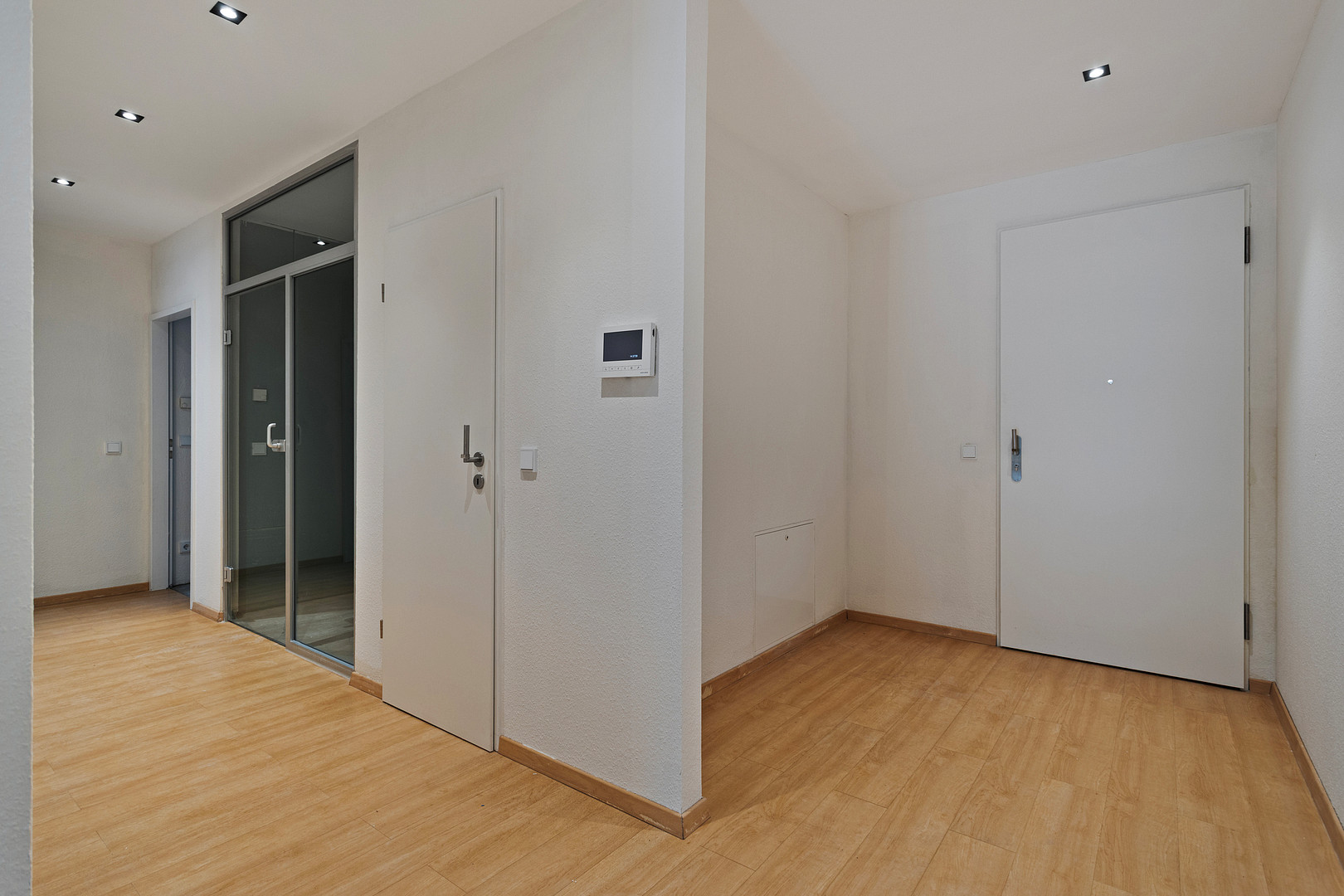 Drei-Zimmer-Gartenwohnung in hochwertiger Wohnanlage / Erstbezug nach Sanierung – Ulenbergstraße 1, 40223 Düsseldorf(Bilk) – Vorschaubild 7