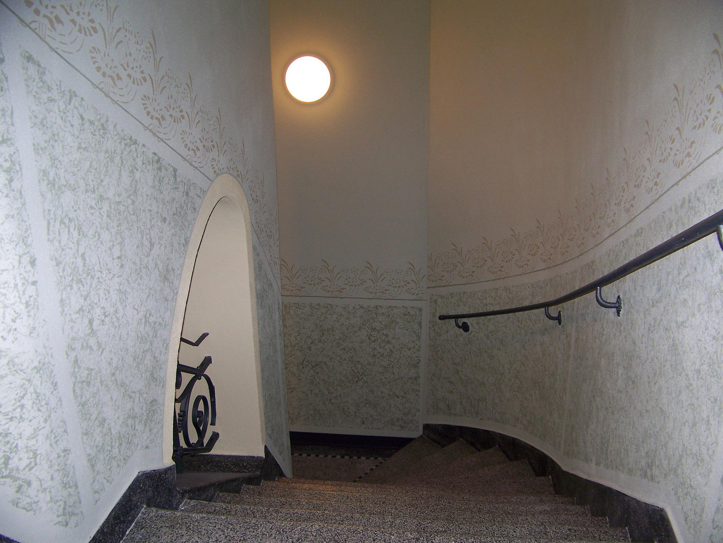 Attraktive Wohnung im Zentrum von Dresden *provisionsfrei* zum Vermieten oder für Eigenbedarf – Alfred-Althus-Straße 2a, 1067 Dresden(Altstadt) – Vorschaubild 10
