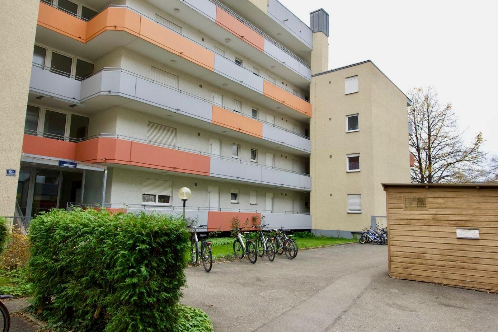 Renovierte 2-Zimmer-Wohnung mit Balkon&Tiefgarage(Erbpacht) – Südliche Ringstraße 49, 85053 Ingolstadt – Vorschaubild 2