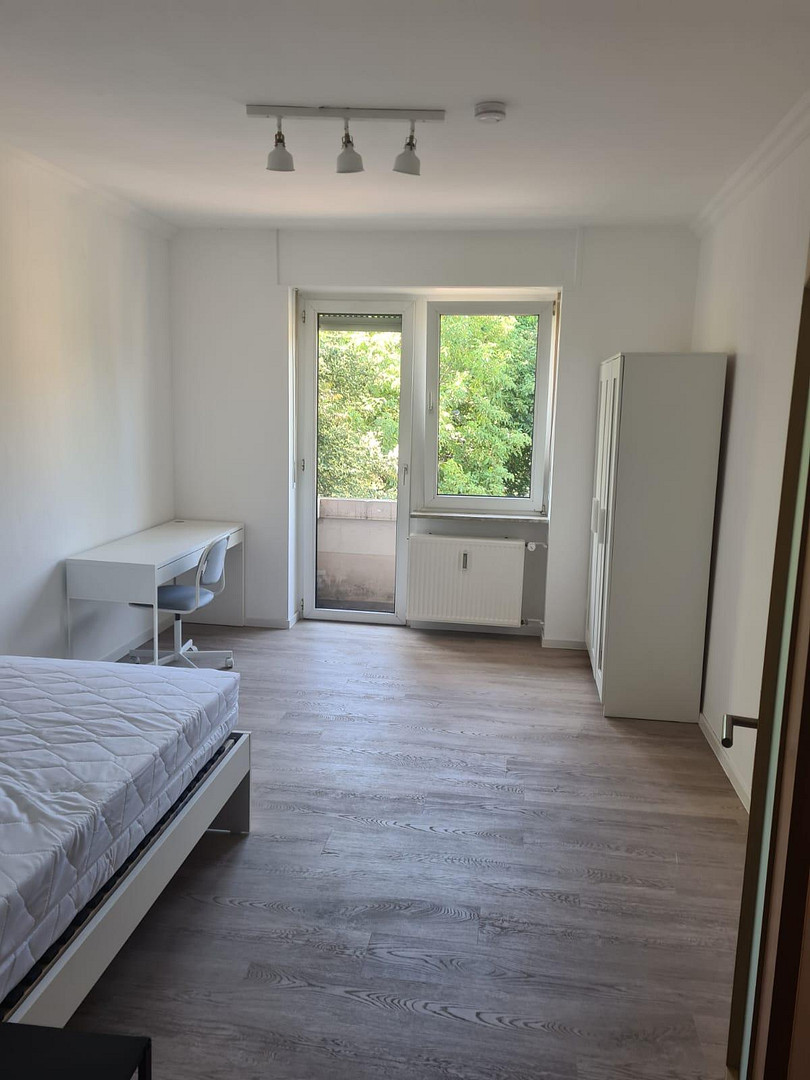 Gepflegtes Mehrfamilienhaus mit Ausbaupotential in Mannheim – Aufeldstraße 8, 68199 Mannheim(Neckarau) – Vorschaubild 8