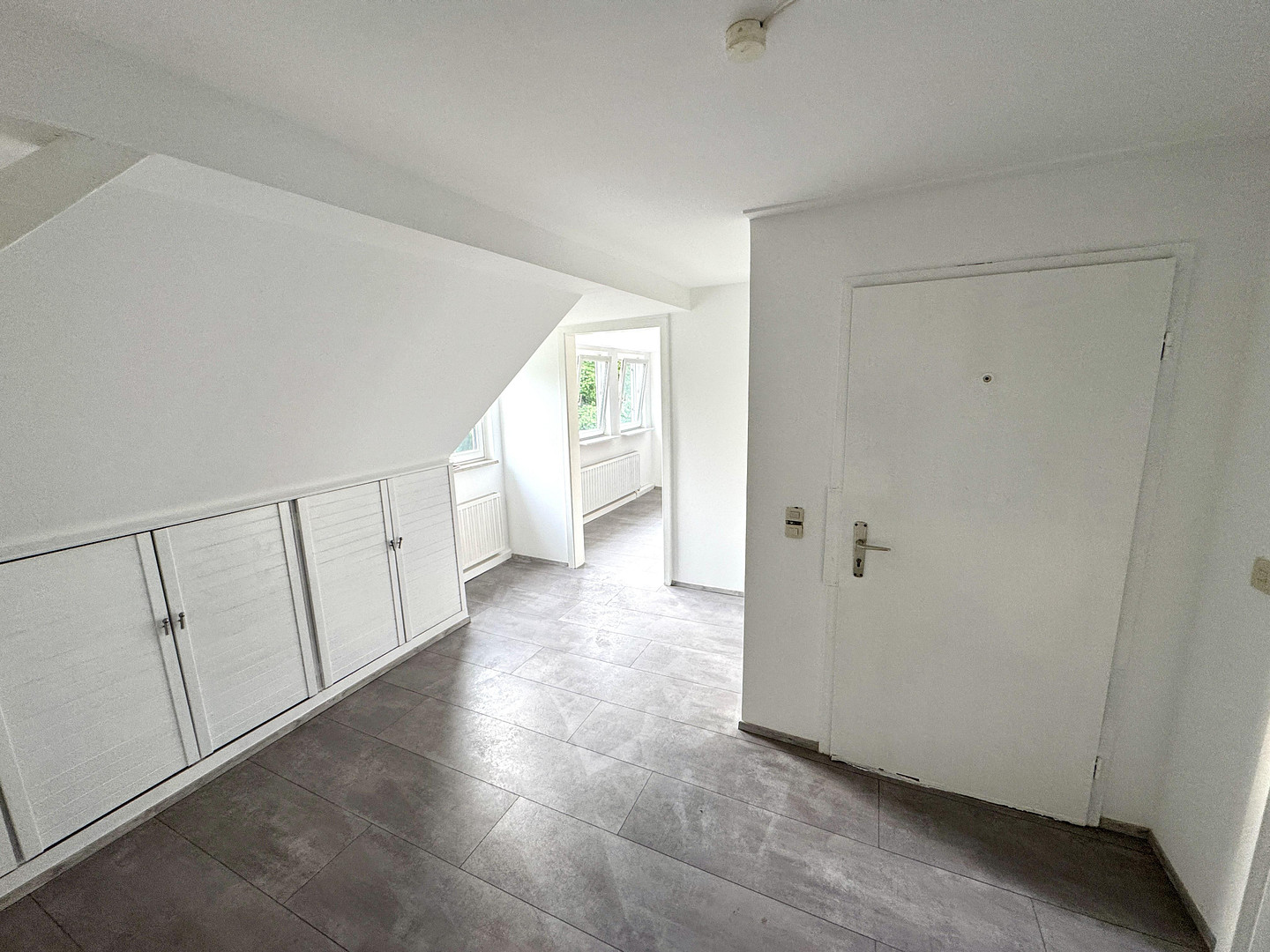 ERSTBEZUG AM HAHNERBERG: 2-3 ZIMMER WOHNUNG WHG – Wuppertal Cronenberg(Elberfeld) – Vorschaubild 12