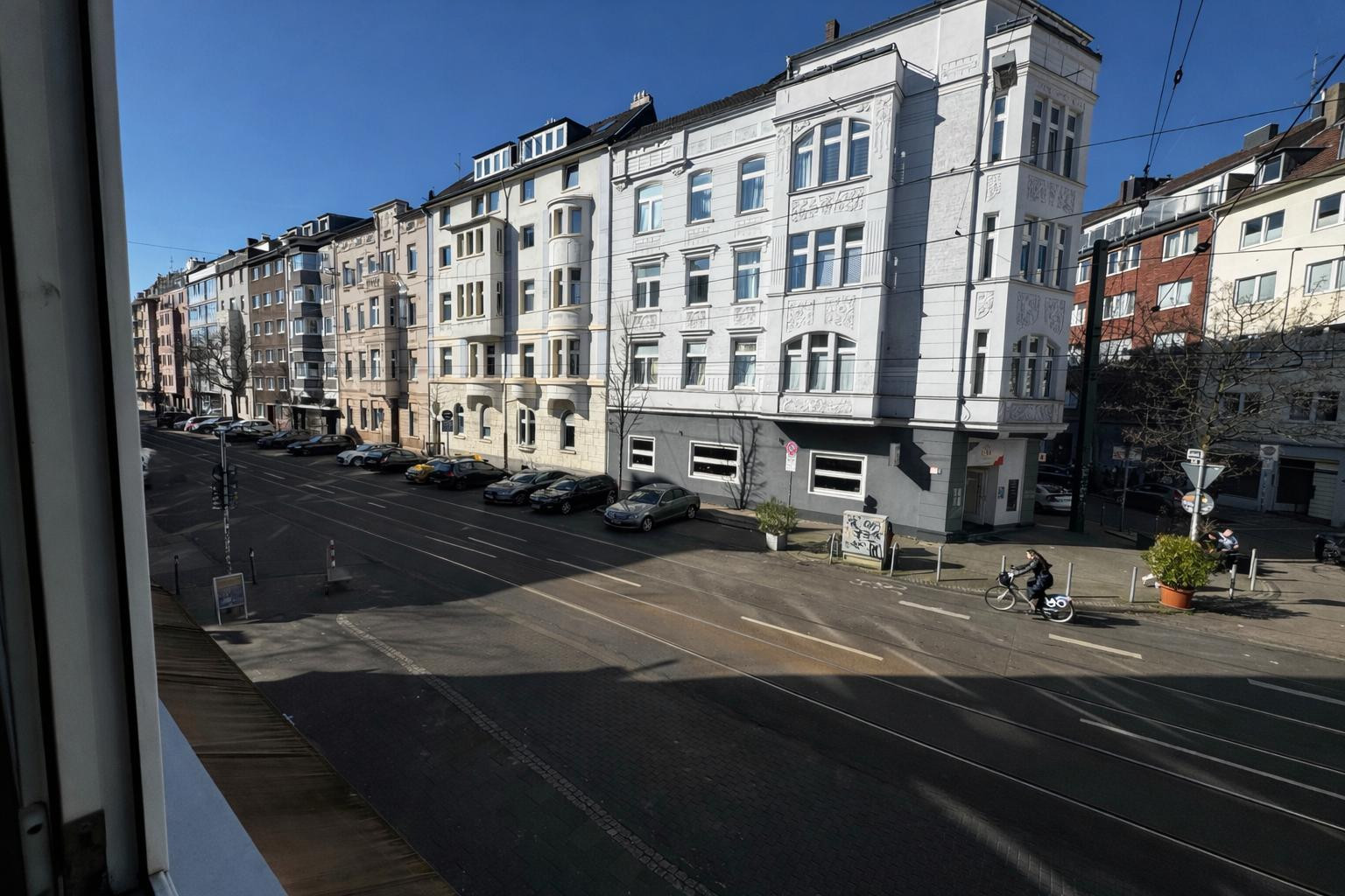 Helle 2 Zi Whg mit Aufzug, direkt am Fürstenplatz **Ohne Makler** – Düsseldorf(Friedrichstadt) – Vorschaubild 12
