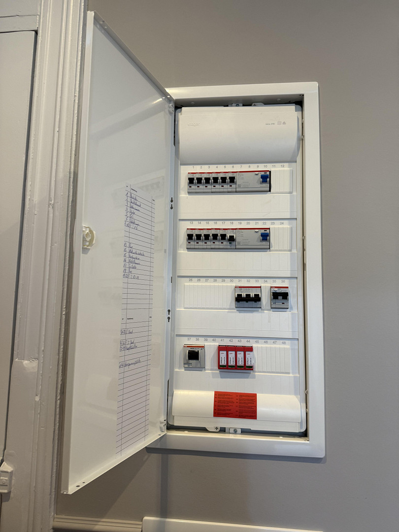 Einmalige Luxus Altbau Wohnung Holtenauer Str. – Holtenauer Straße 213, 24106 Kiel(Wik) – Vorschaubild 21