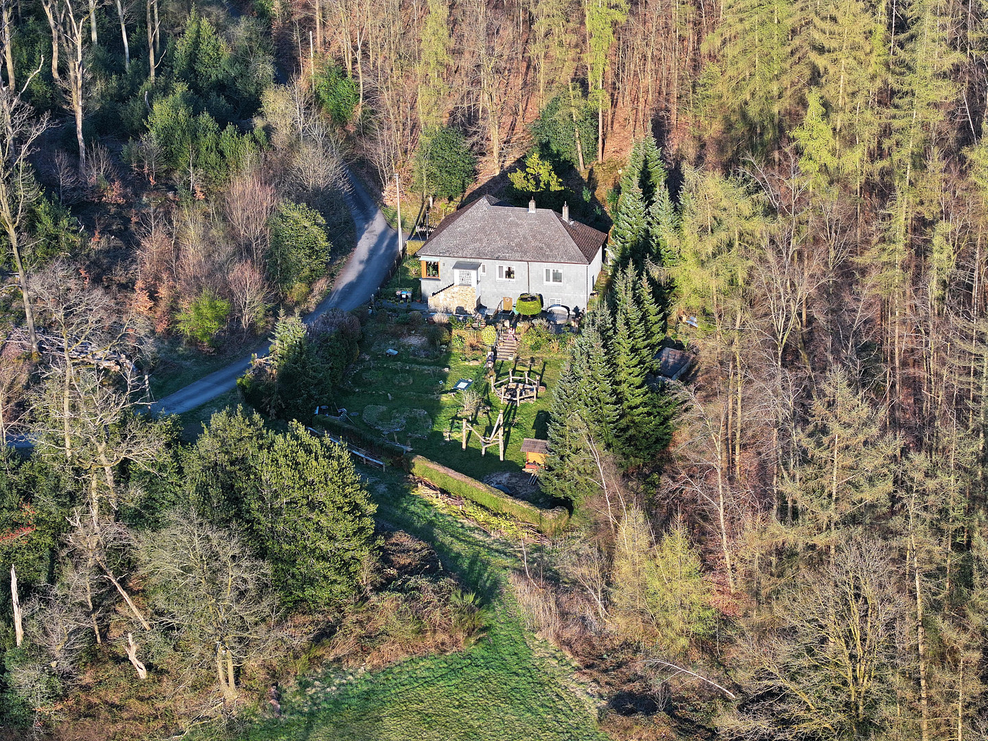 Freistehendes Einfamilienhaus in Alleinlage mit Panoramablick im Wald – Elfringhauser Str. 113, 45527 Hattingen – Vorschaubild 4