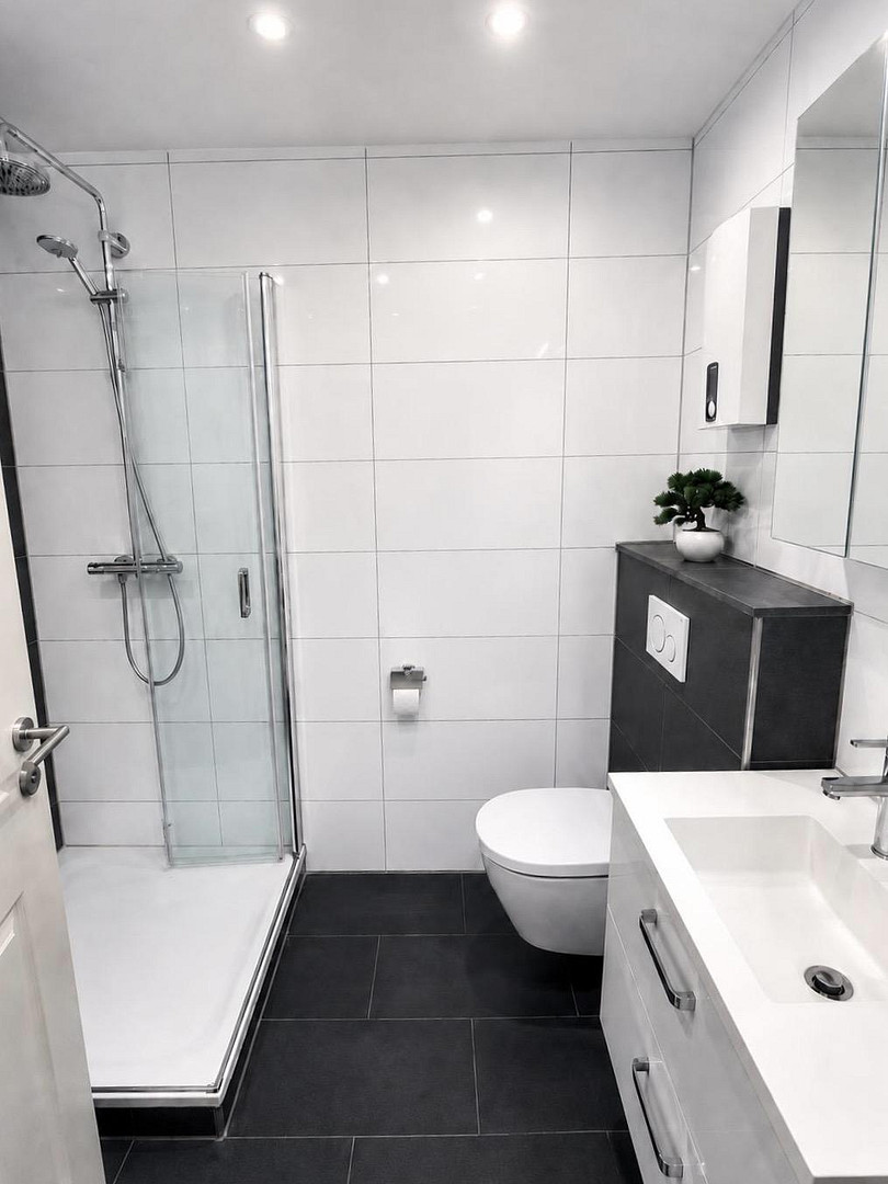 Bezugsfreie 3-Zimmer-Wohnung mit SW-Balkon & Stellplatz in Krefeld-Fischeln – Oberbruchstraße 131, 47807 Krefeld(Fischeln) – Vorschaubild 3