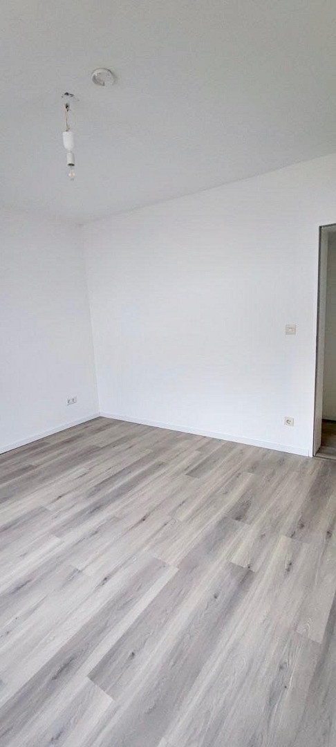 Von privat - schöne 3-Zi.-Whg. + Garten + Terrasse in Paderborn Schloß Neuhaus, ruhige + tolle Lage – Paderborn OT Schloß Neuhaus(Schloß Neuhaus) – Vorschaubild 15