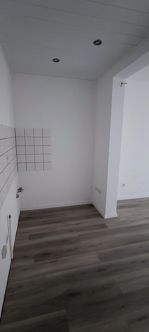 Von privat - schöne 3-Zi.-Whg. + Garten + Terrasse in Paderborn Schloß Neuhaus, ruhige + tolle Lage – Paderborn OT Schloß Neuhaus(Schloß Neuhaus) – Vorschaubild 7