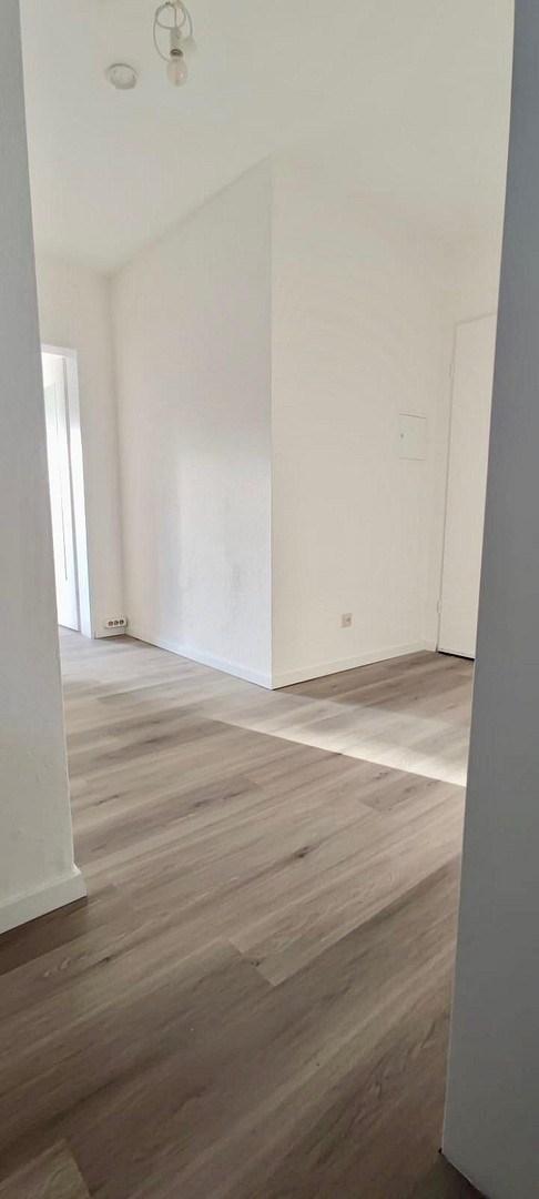 Von privat - schöne 3-Zi.-Whg. + Garten + Terrasse in Paderborn Schloß Neuhaus, ruhige + tolle Lage – Paderborn OT Schloß Neuhaus(Schloß Neuhaus) – Vorschaubild 21