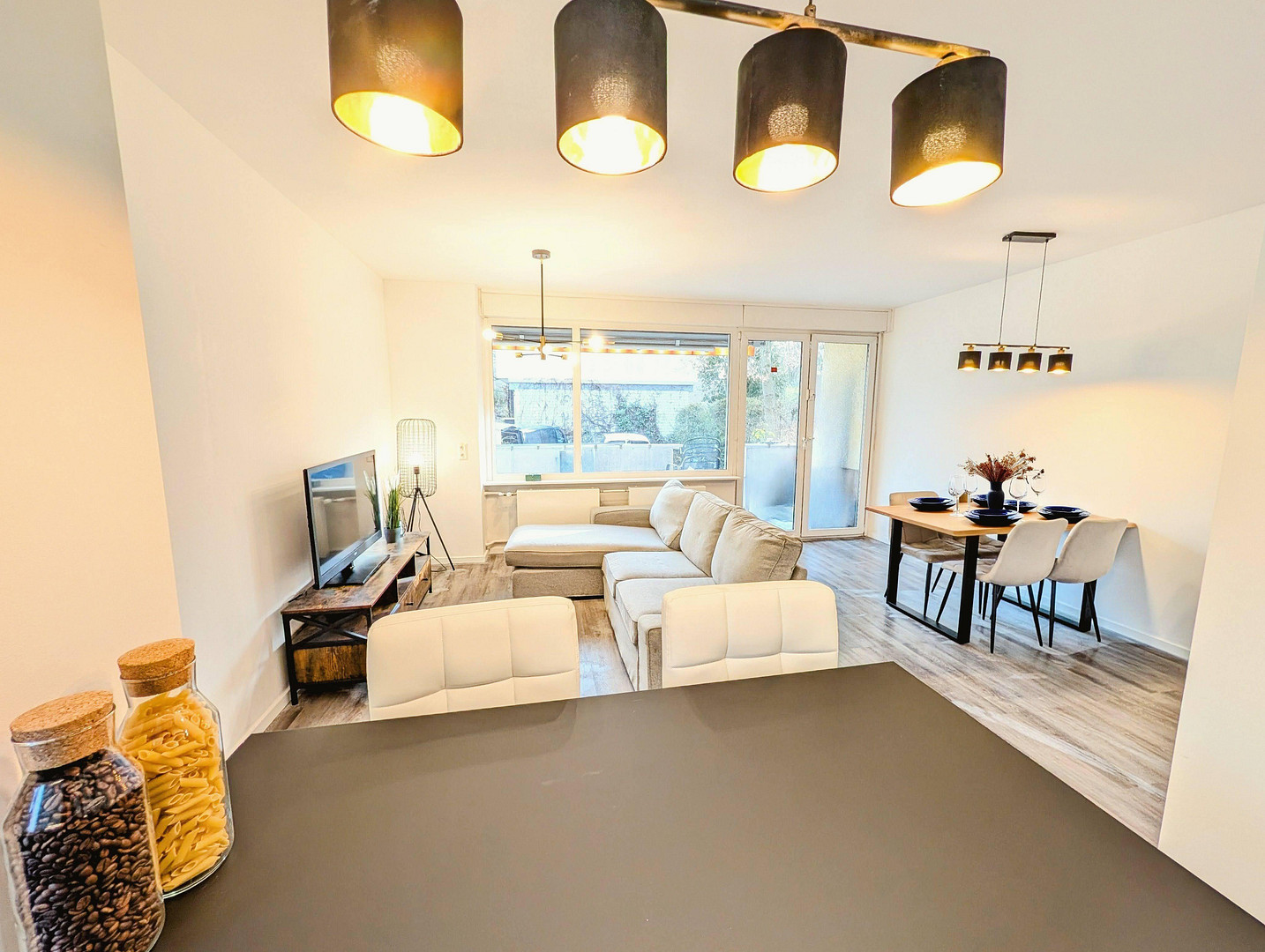 Renovierte Terassen-Wohnung in begehrter Lage Zehlendorf - sofort bezugsfrei, ohne Provision – Berlin(Lichterfelde) – Vorschaubild 3