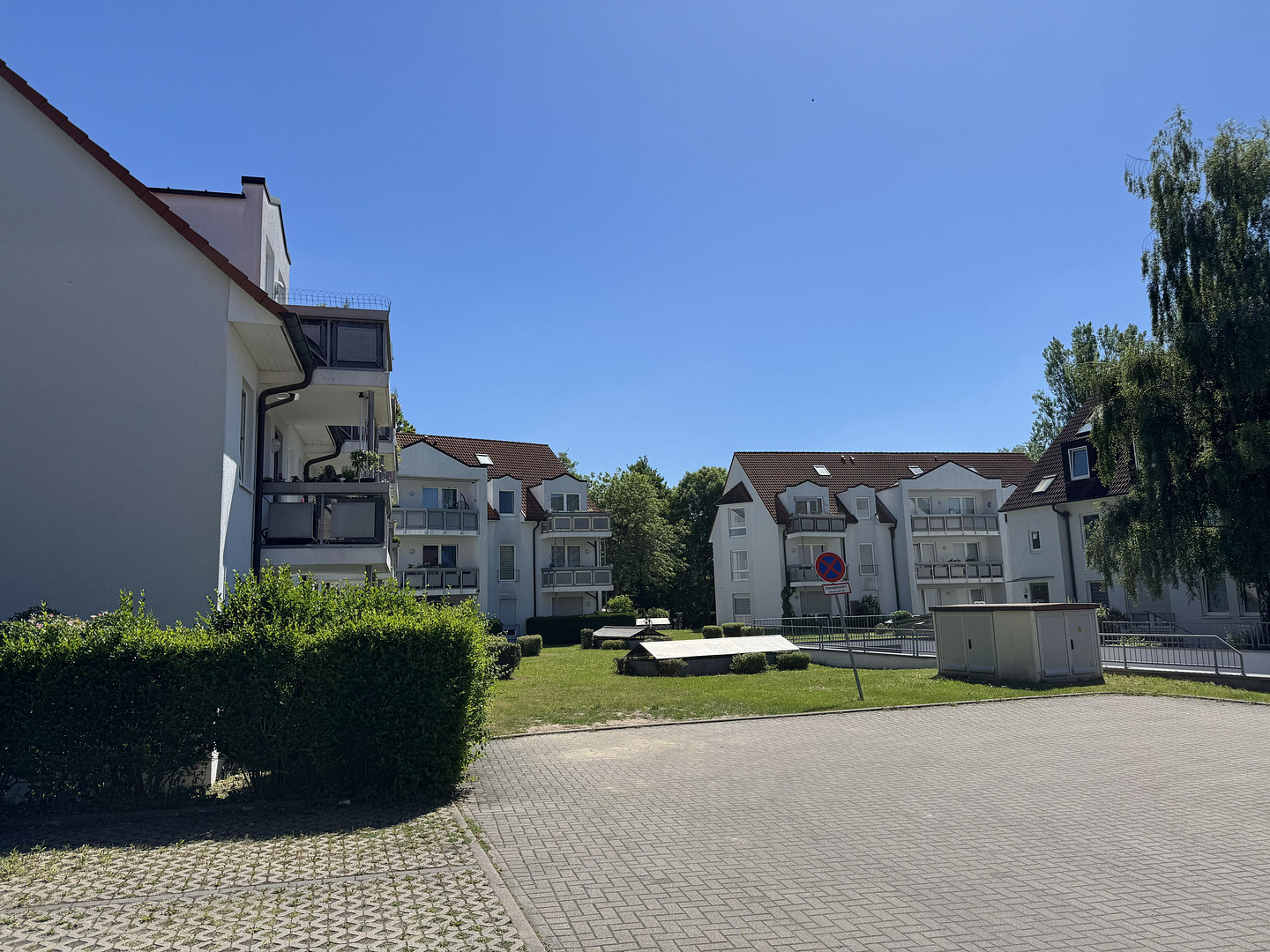 Komfort- 3-Raumwohnung mit Balkon und Tiefgaragen- Stellplatz im Hansapark – Sonnenallee 20, 39116 Magdeburg(Sudenburg) – Vorschaubild 3