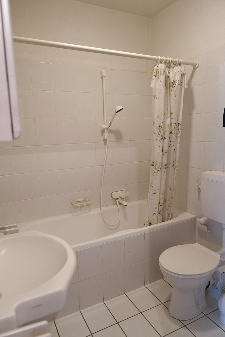 Wunderschöne 3-Zimmer-Wohnung mit Garage, Balkon, Keller und Badewanne – Bremen(Neustadt) – Vorschaubild 31