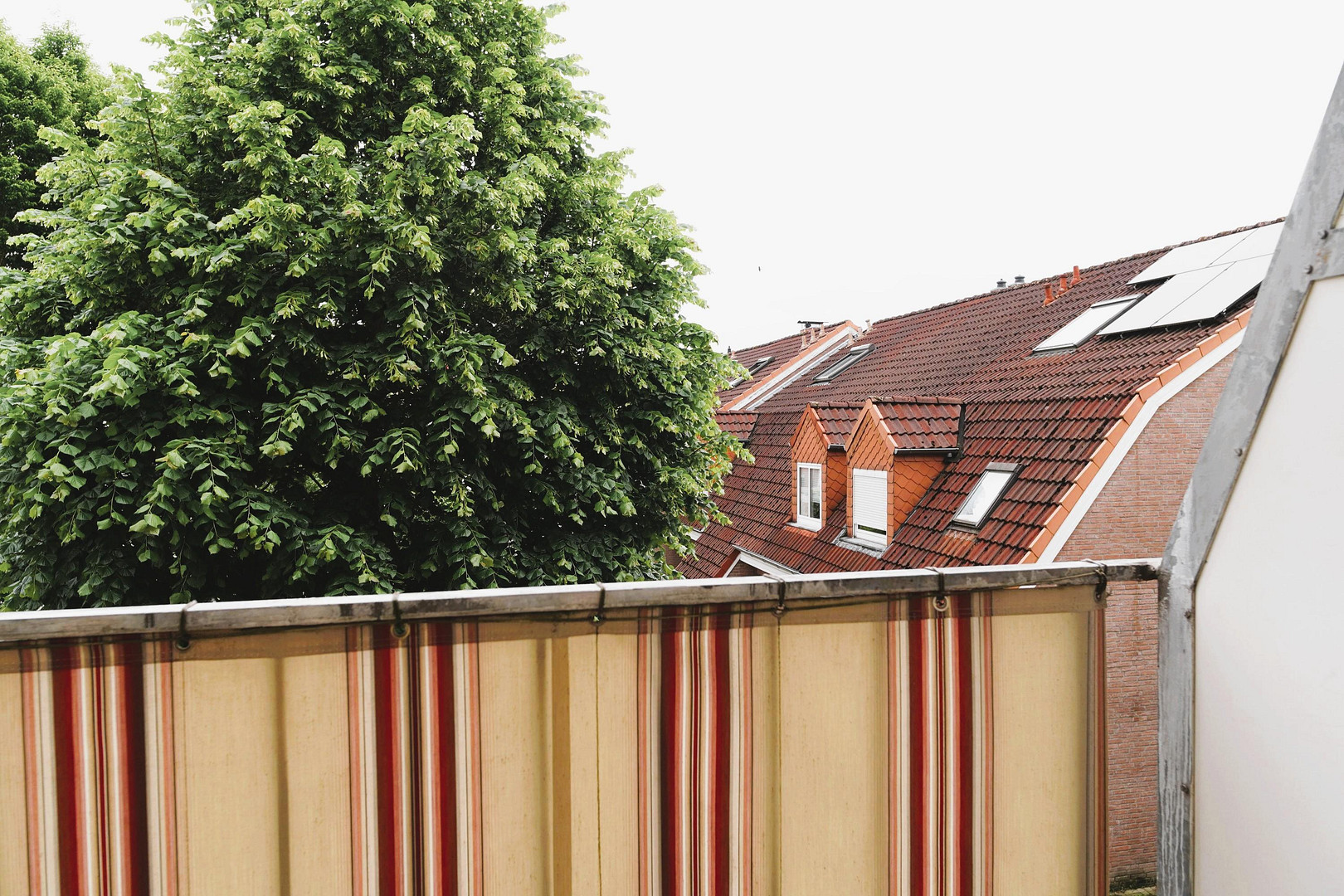 Wunderschöne 3-Zimmer-Wohnung mit Garage, Balkon, Keller und Badewanne – Bremen(Neustadt) – Vorschaubild 5