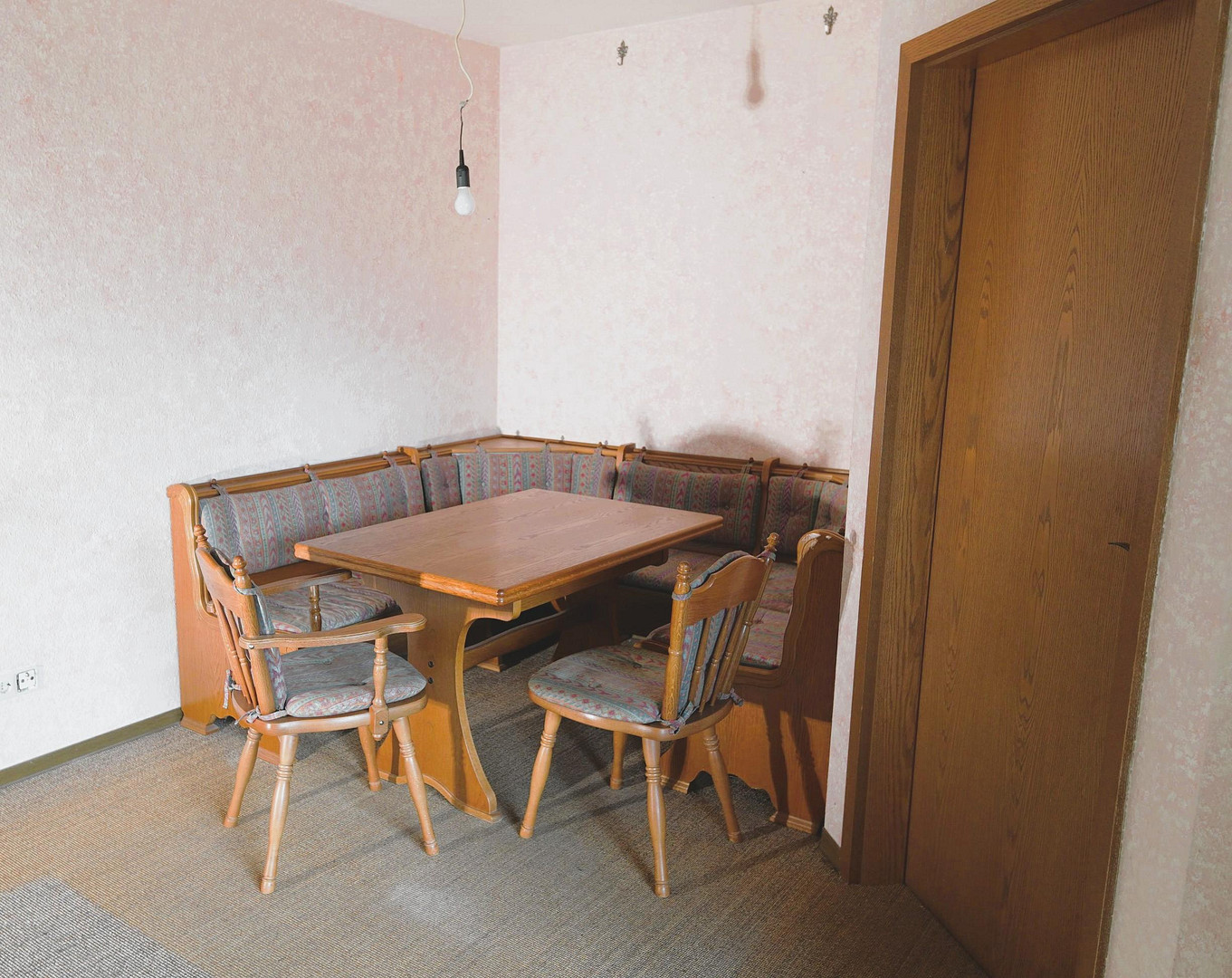 Wunderschöne 3-Zimmer-Wohnung mit Garage, Balkon, Keller und Badewanne – Bremen(Neustadt) – Vorschaubild 15