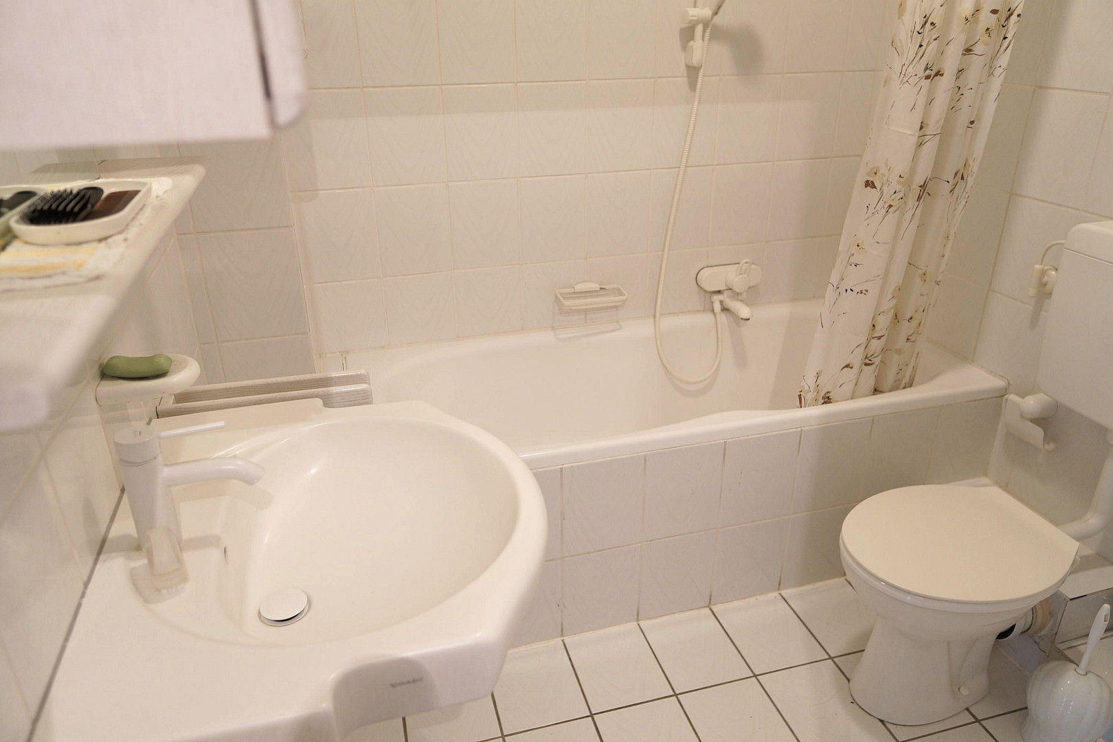 Wunderschöne 3-Zimmer-Wohnung mit Garage, Balkon, Keller und Badewanne – Bremen(Neustadt) – Vorschaubild 30