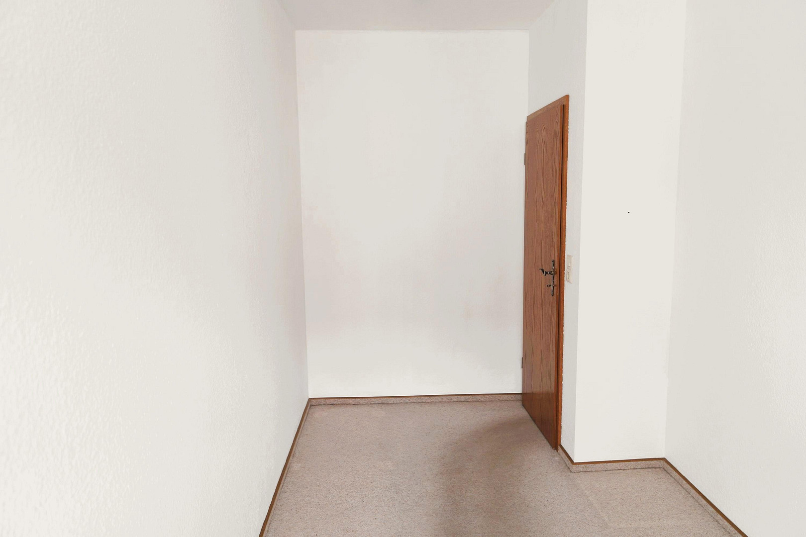 Wunderschöne 3-Zimmer-Wohnung mit Garage, Balkon, Keller und Badewanne – Bremen(Neustadt) – Vorschaubild 27