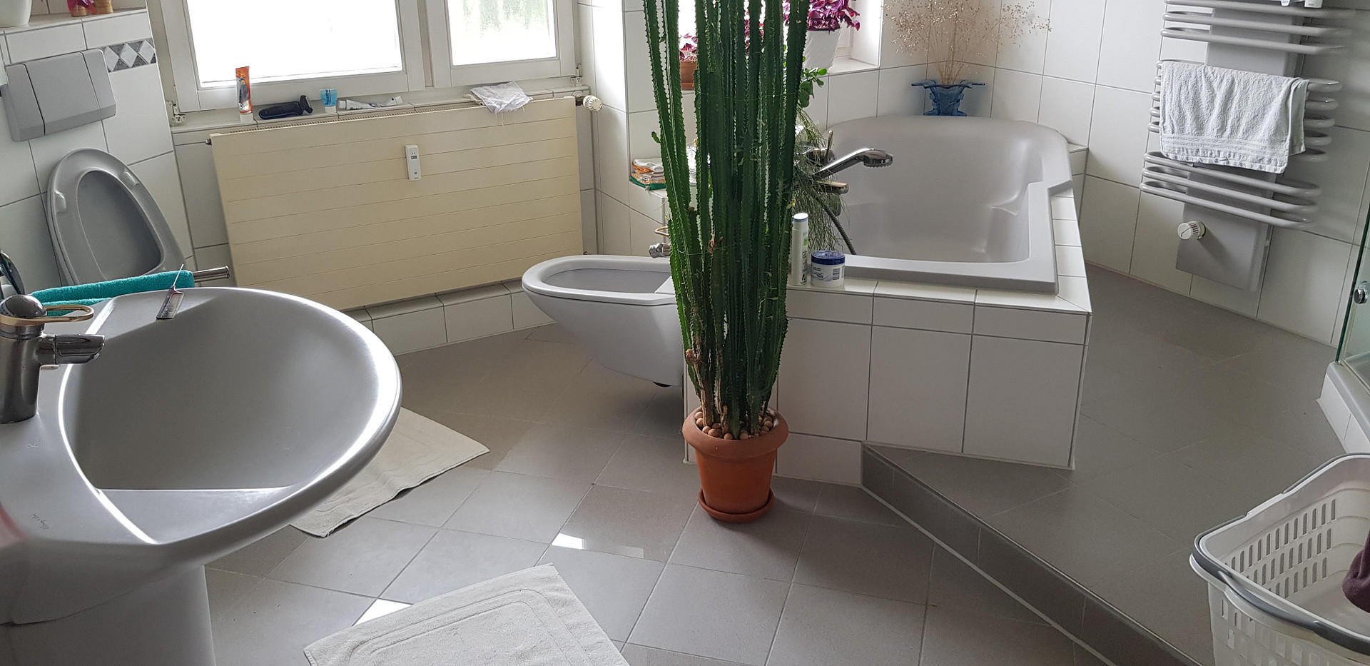 Großzügige, sonnenverwöhnte 4-5-Zi.Whng. in STUTTGART – Stuttgart(Möhringen) – Vorschaubild 3