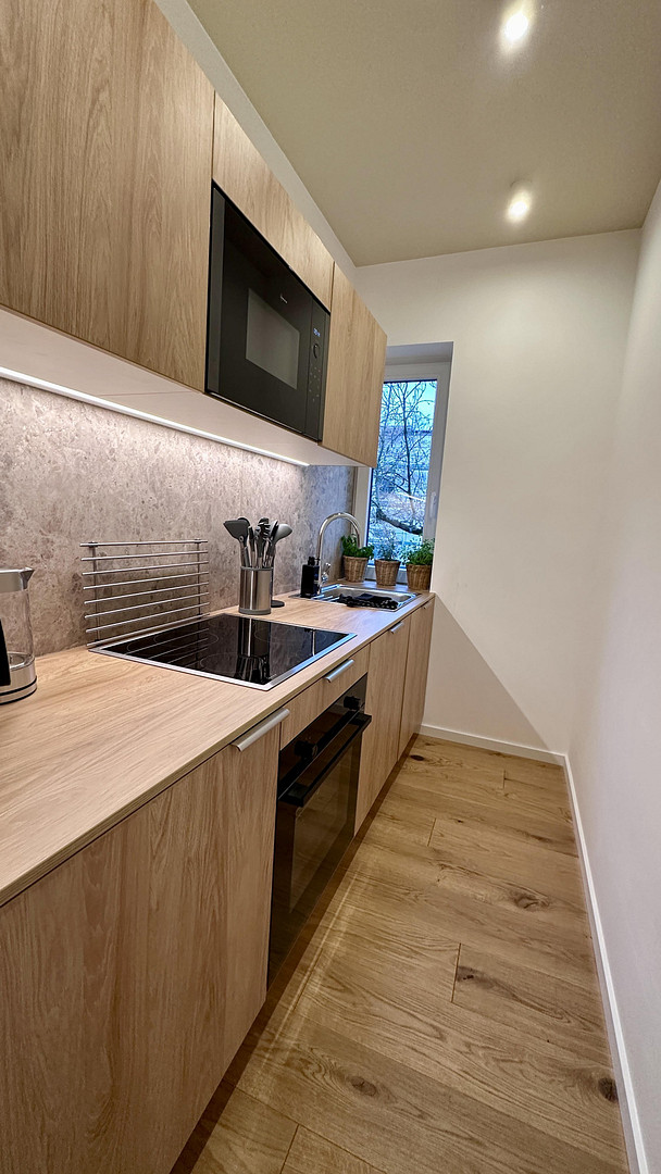 NEU saniert: Möblierte Wohnung Citylage, Einbauküche, Parkett, WLAN – Oberbilker Allee 39, 40215 Düsseldorf(Friedrichstadt) – Vorschaubild 5
