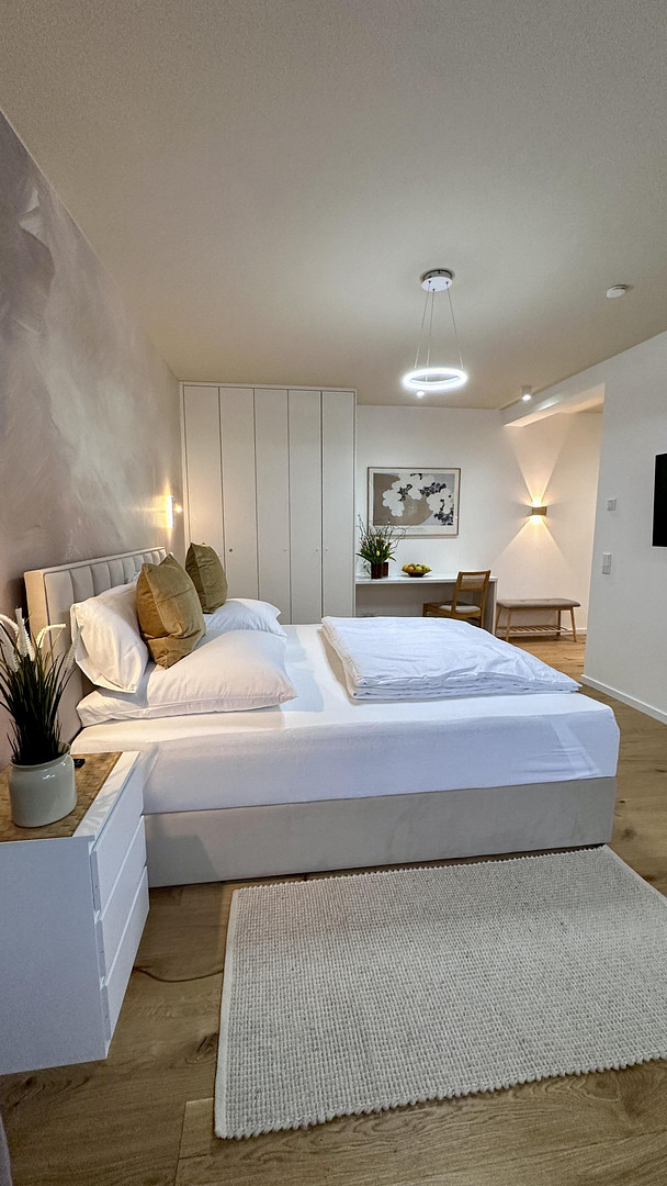 NEU saniert: Möblierte Wohnung Citylage, Einbauküche, Parkett, WLAN – Oberbilker Allee 39, 40215 Düsseldorf(Friedrichstadt) – Vorschaubild 9