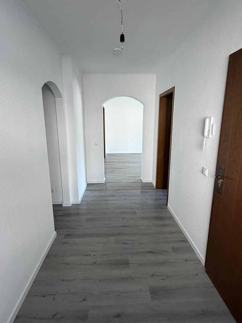 Schöne und ruhige 2-Zimmer Wohnung mit Gäste-WC und Bad inklusive Balkon auf 98m² – Eilendorfer Straße 102, 52078 aachen(Brand) – Vorschaubild 7