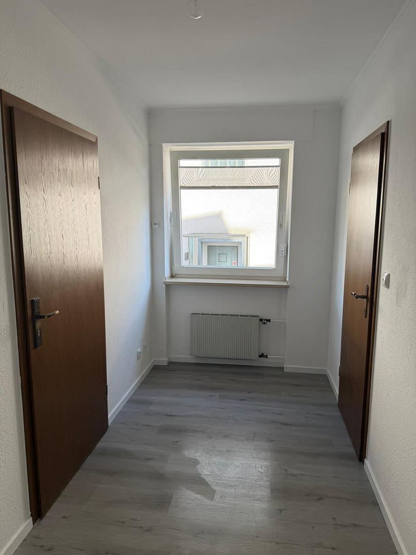 Schöne und ruhige 2-Zimmer Wohnung mit Gäste-WC und Bad inklusive Balkon auf 98m² – Eilendorfer Straße 102, 52078 aachen(Brand) – Vorschaubild 6