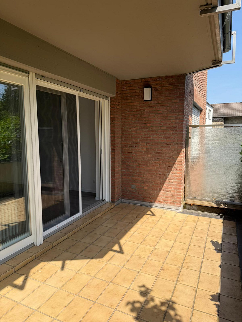 Schöne und ruhige 2-Zimmer Wohnung mit Gäste-WC und Bad inklusive Balkon auf 98m² – Eilendorfer Straße 102, 52078 aachen(Brand) – Vorschaubild 2