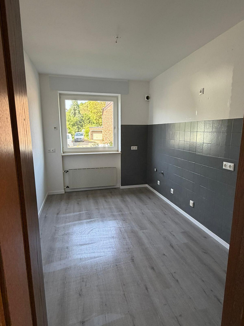 Schöne und ruhige 2-Zimmer Wohnung mit Gäste-WC und Bad inklusive Balkon auf 98m² – Eilendorfer Straße 102, 52078 aachen(Brand) – Vorschaubild 8