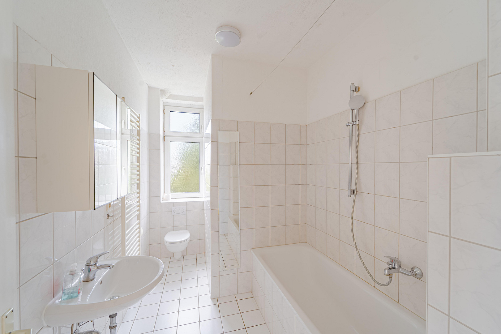 Zwischen Stadt & Ruhe – 3-Zimmer-Altbau mit Balkonidylle – Schwartauer Allee 121, 23554 Lübeck(Holstentor Nord) – Vorschaubild 6