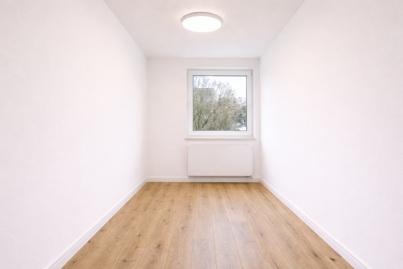 Erstbezug nach Modernisierung! 3-Zi.-Whg. mit großem Sonnenbalkon in grüner Lage – Warthestraße 10, 81927 München(Englschalking) – Vorschaubild 9
