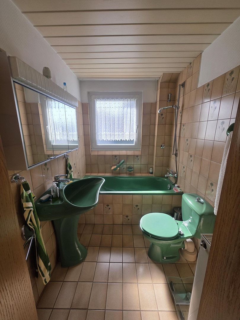 Große Wohnung die auch in 2 Wohnungen umgewandelt werden kann – 45476 Mülheim an der Ruhr(Styrum) – Vorschaubild 10
