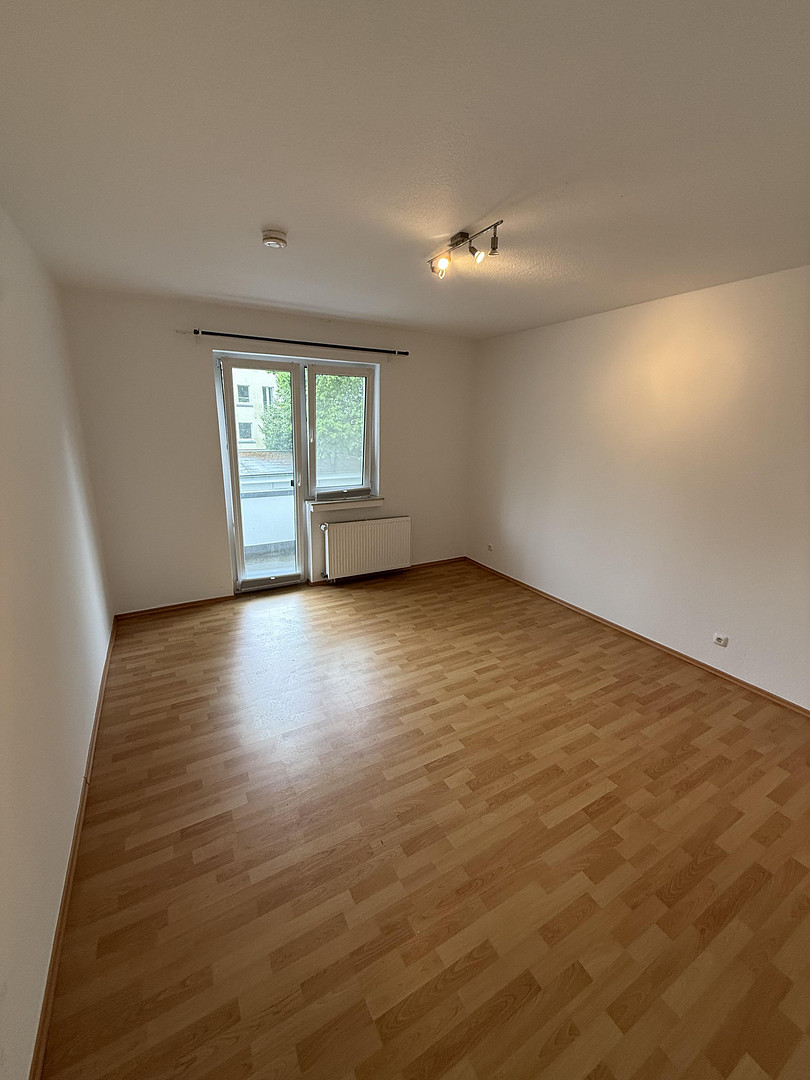 2 Zimmer Wohnung mit Balkon + Küche in guter Lage – Susannastr.19, 45136 Essen(Rüttenscheid) – Vorschaubild 2