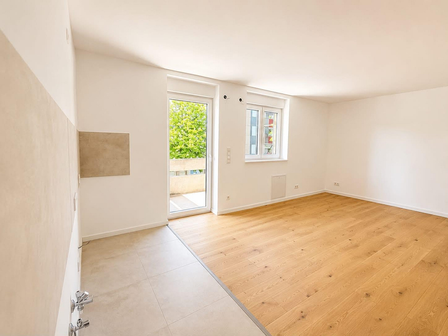 Vollständig modernisiertes Mehrfamilienhaus mit WEG-Aufteilung und 3 Garagen in Düsseldorf-Derendorf – Baumstraße 1, 40468 Düsseldorf(Derendorf) – Vorschaubild 3