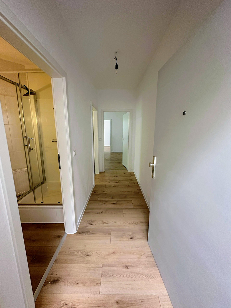 Frisch sanierte 2-Zimmer-Wohnung mit neuer Einbauküche & Tageslichtbad in Stadtfeld-Ost – Winckelmannstr. 29, 39108 Magdeburg(Stadtfeld) – Vorschaubild 3