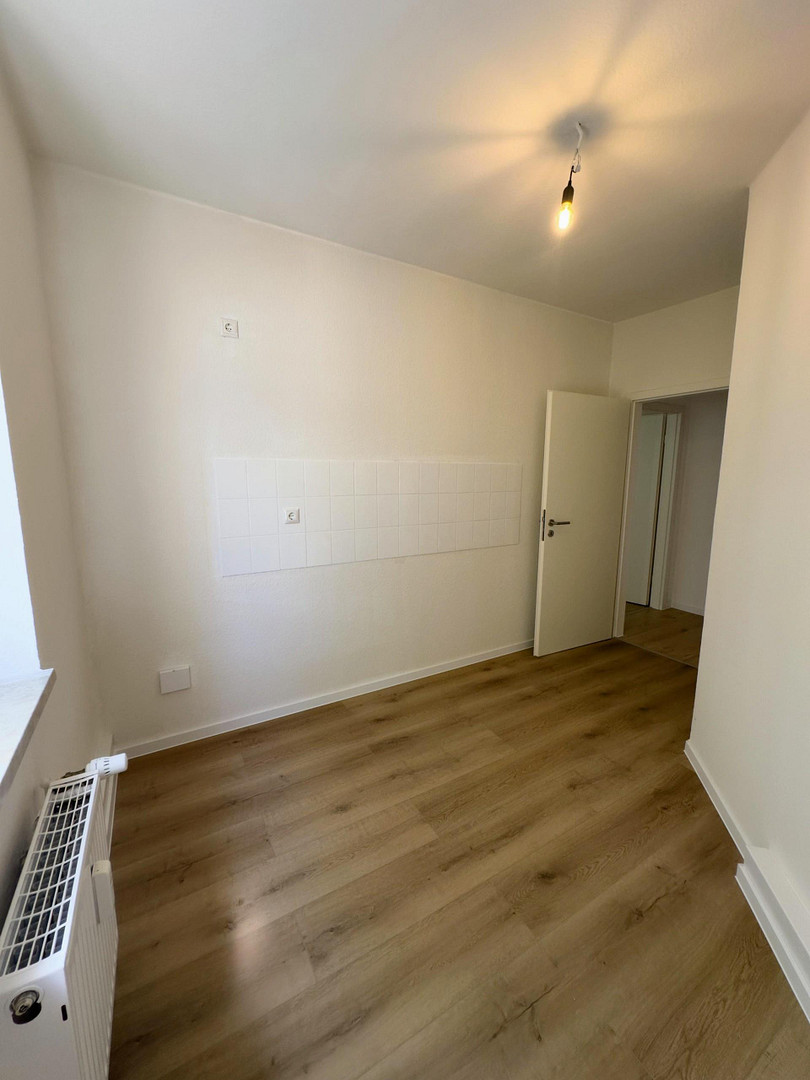 Frisch sanierte 2-Zimmer-Wohnung mit neuer Einbauküche & Tageslichtbad in Stadtfeld-Ost – Winckelmannstr. 29, 39108 Magdeburg(Stadtfeld) – Vorschaubild 9