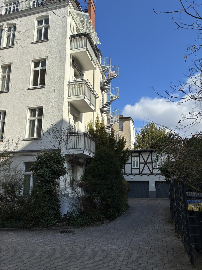 Bezugsfertig & Provisionsfrei: Sanierter Altbau-Traum mit Balkon, 2 Bädern, EBK und Kamin in Toplage – Berlin(Steglitz) – Vorschaubild 24