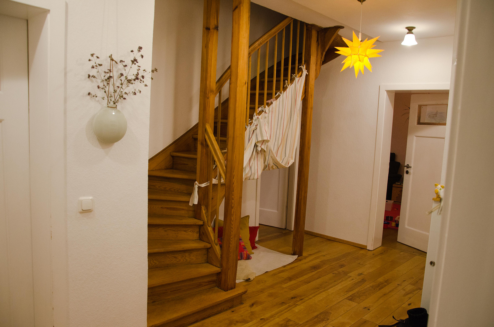 Sanierte Altbau-Maisonettewohnung mit Garten im Herzen von Wilhelmshöhe – Kassel – Vorschaubild 2