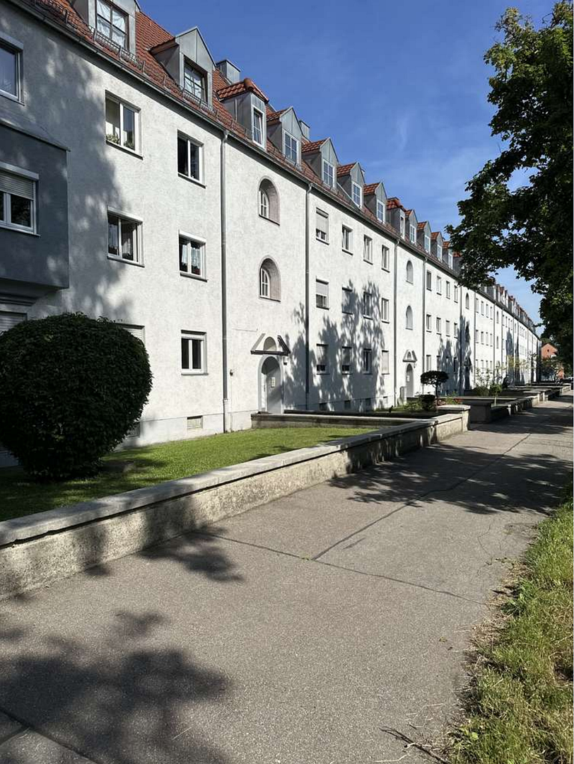 Erstbezug nach Sanierung: Stilvolle 2,5-Zi.-Wohnung im 2. OG in Augsburg-Lechhausen – Augsburg(Lechhausen) – Vorschaubild 14
