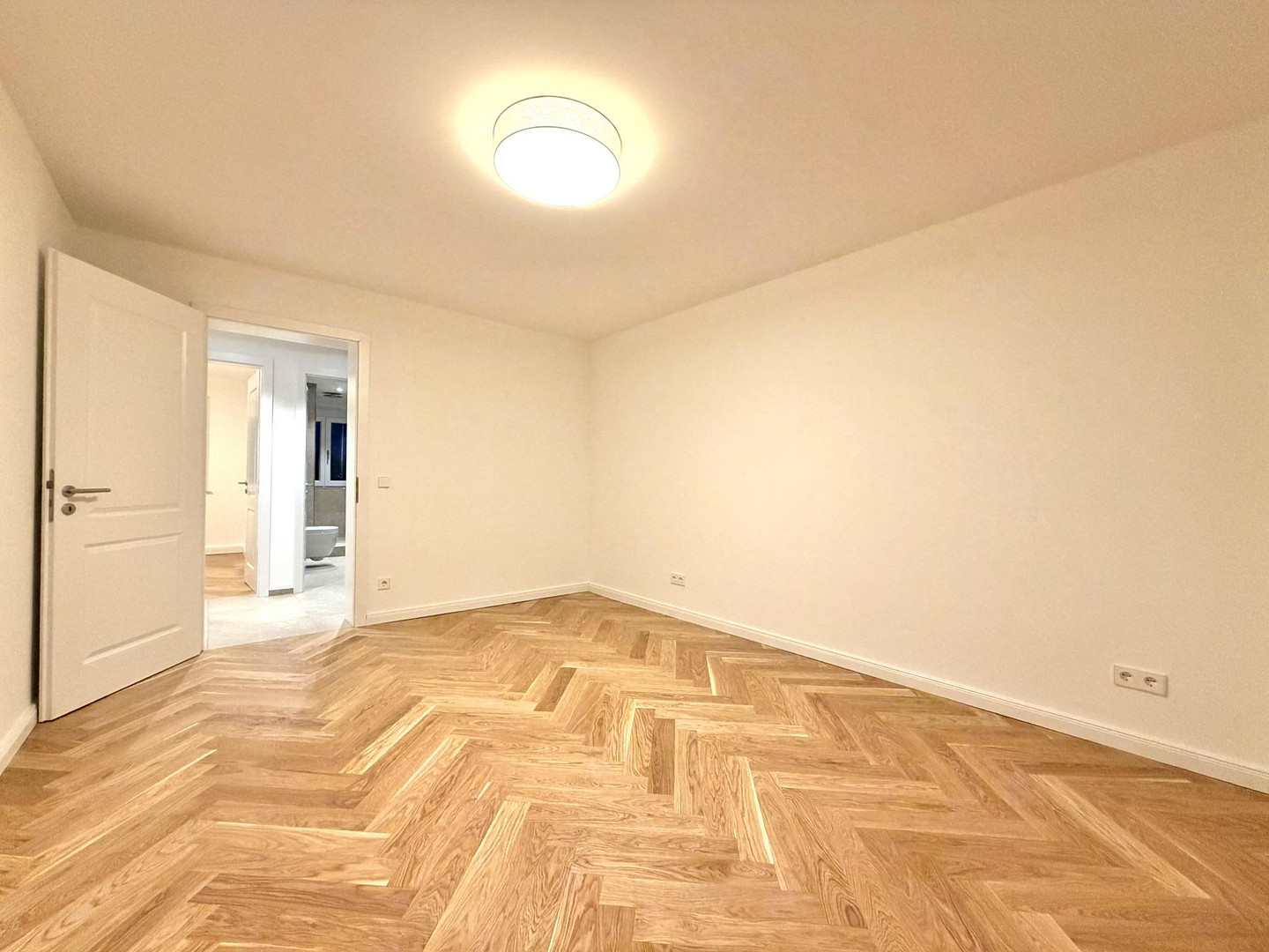 Erstbezug nach Sanierung: Stilvolle 2,5-Zi.-Wohnung im 2. OG in Augsburg-Lechhausen – Augsburg(Lechhausen) – Vorschaubild 9