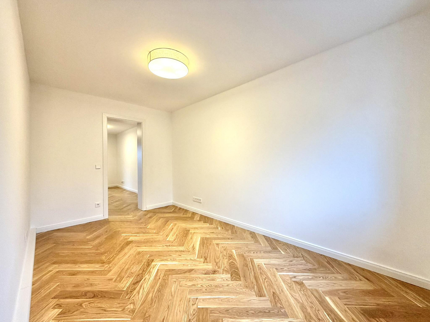 Erstbezug nach Sanierung: Stilvolle 2,5-Zi.-Wohnung im 2. OG in Augsburg-Lechhausen – Augsburg(Lechhausen) – Vorschaubild 8
