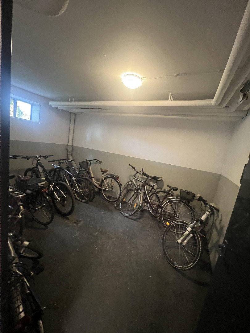 Geschmackvolle 3-Zimmer-Wohnung mit Einbauküche  in Augsburg-Oberhausen/Bärenwirt – Augsburg(Oberhausen) – Vorschaubild 27