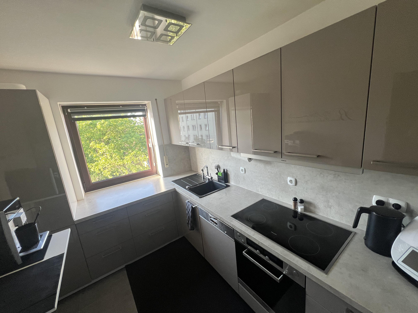 Geschmackvolle 3-Zimmer-Wohnung mit Einbauküche  in Augsburg-Oberhausen/Bärenwirt – Augsburg(Oberhausen) – Vorschaubild 11