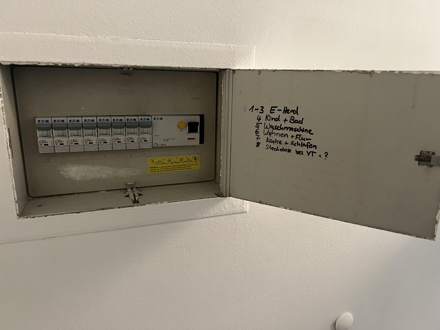 Geschmackvolle 3-Zimmer-Wohnung mit Einbauküche  in Augsburg-Oberhausen/Bärenwirt – Augsburg(Oberhausen) – Vorschaubild 20