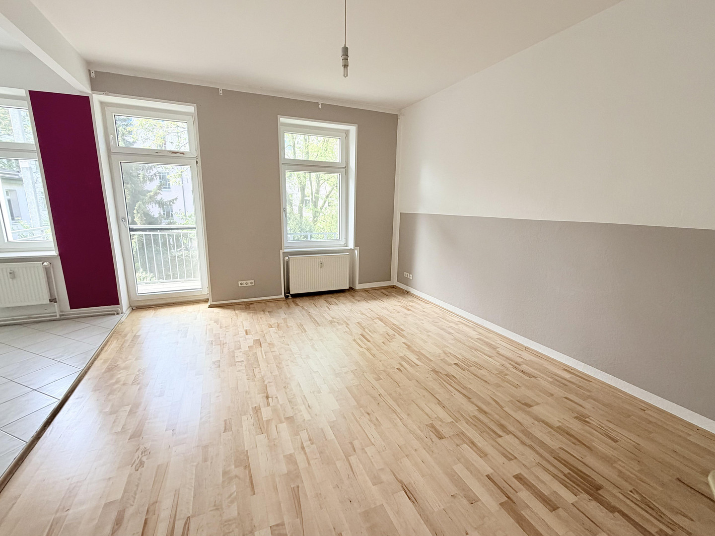 Modernisiert & bezugsfertig: Helle 2-Zimmer-Altbauwohnung mit Balkon in gepflegter Lage – Schnellerstraße 54, 12439 Berlin(Niederschöneweide) – Vorschaubild 4