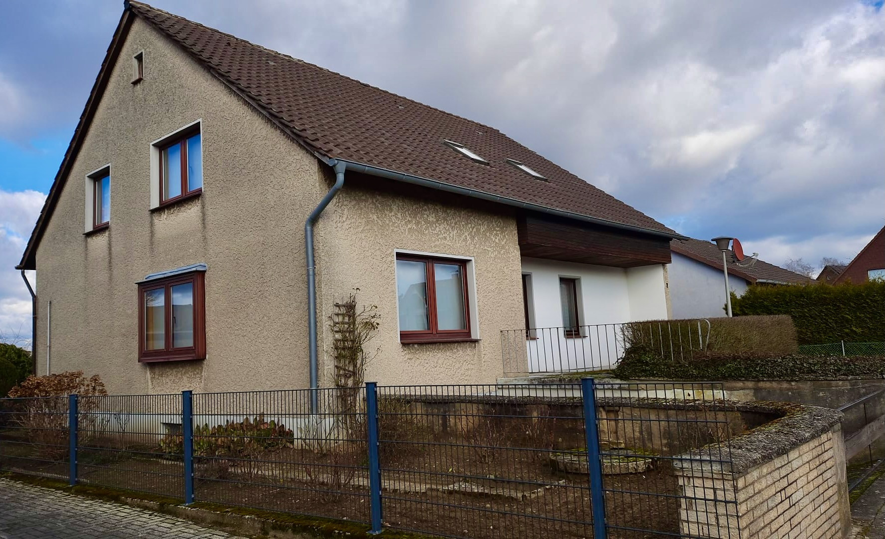 Familienfreundliches Einfamilienhaus mit zwei Wohneinheiten - provisionsfrei – Wolfsburg(Ehmen) – Vorschaubild 2
