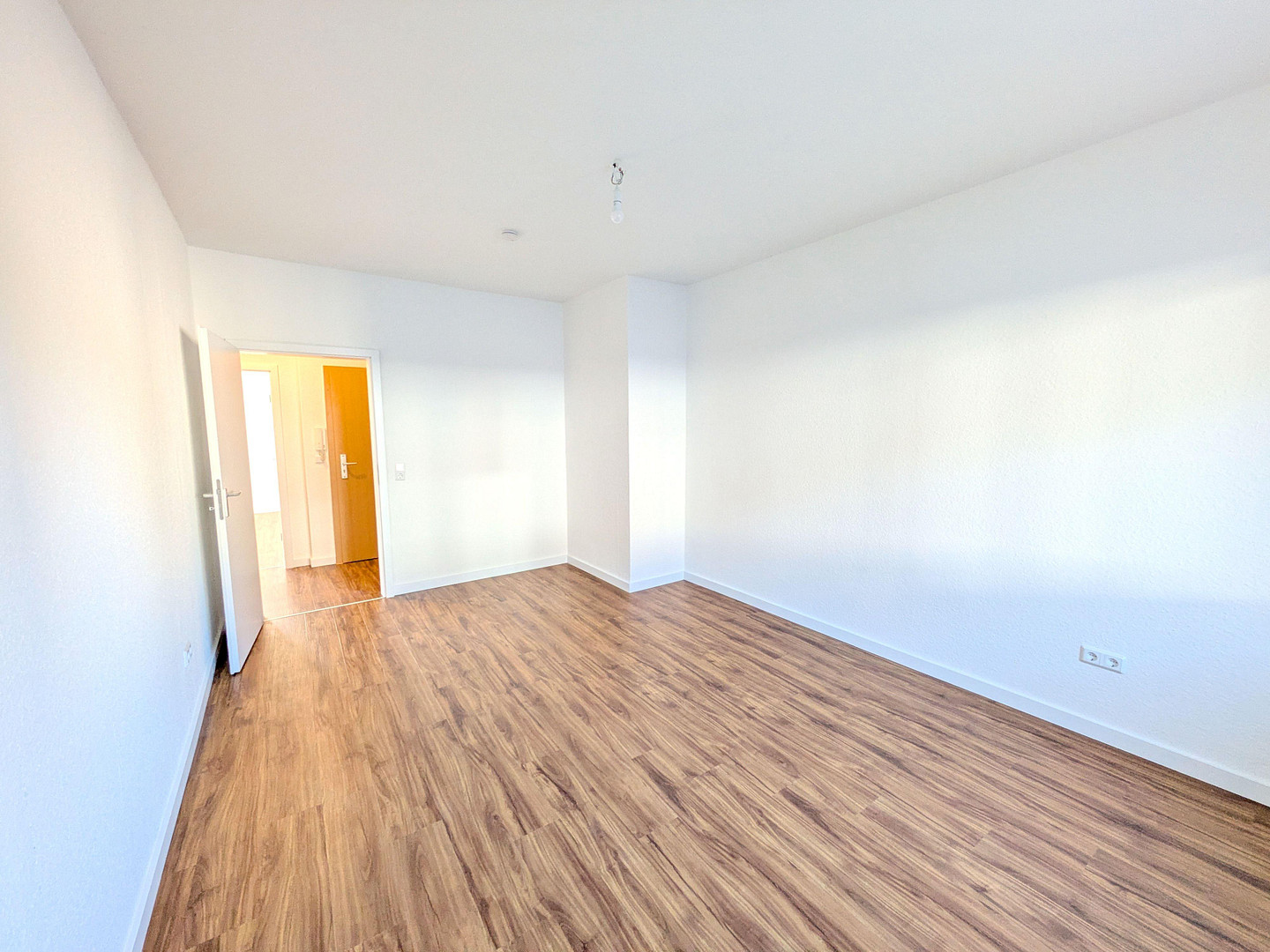 Lichtdurchflutete 3-Zimmer-Wohnung in ruhiger Innenstadtlage – Wenkerstr. 11, 44141 Dortmund(Mitte) – Vorschaubild 7