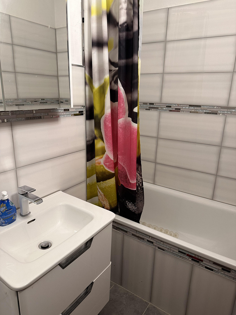 „Zwei Ebenen, zwei Welten – Leben, Entspannen und Arbeiten perfekt getrennt“ Provisionfrei – Glocken str. 24, 40476 Düsseldorf(Derendorf) – Vorschaubild 13